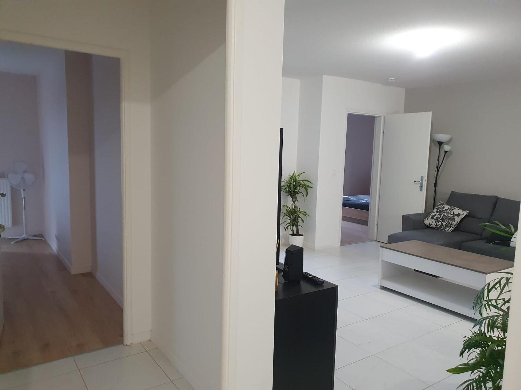 Appartement A Floirac Avec 2 Chambres, Un Parking Prive, Une Terrasse, A 5 Minutes En Voiture De L'Arkea Arena De Bordeaux Exterior foto